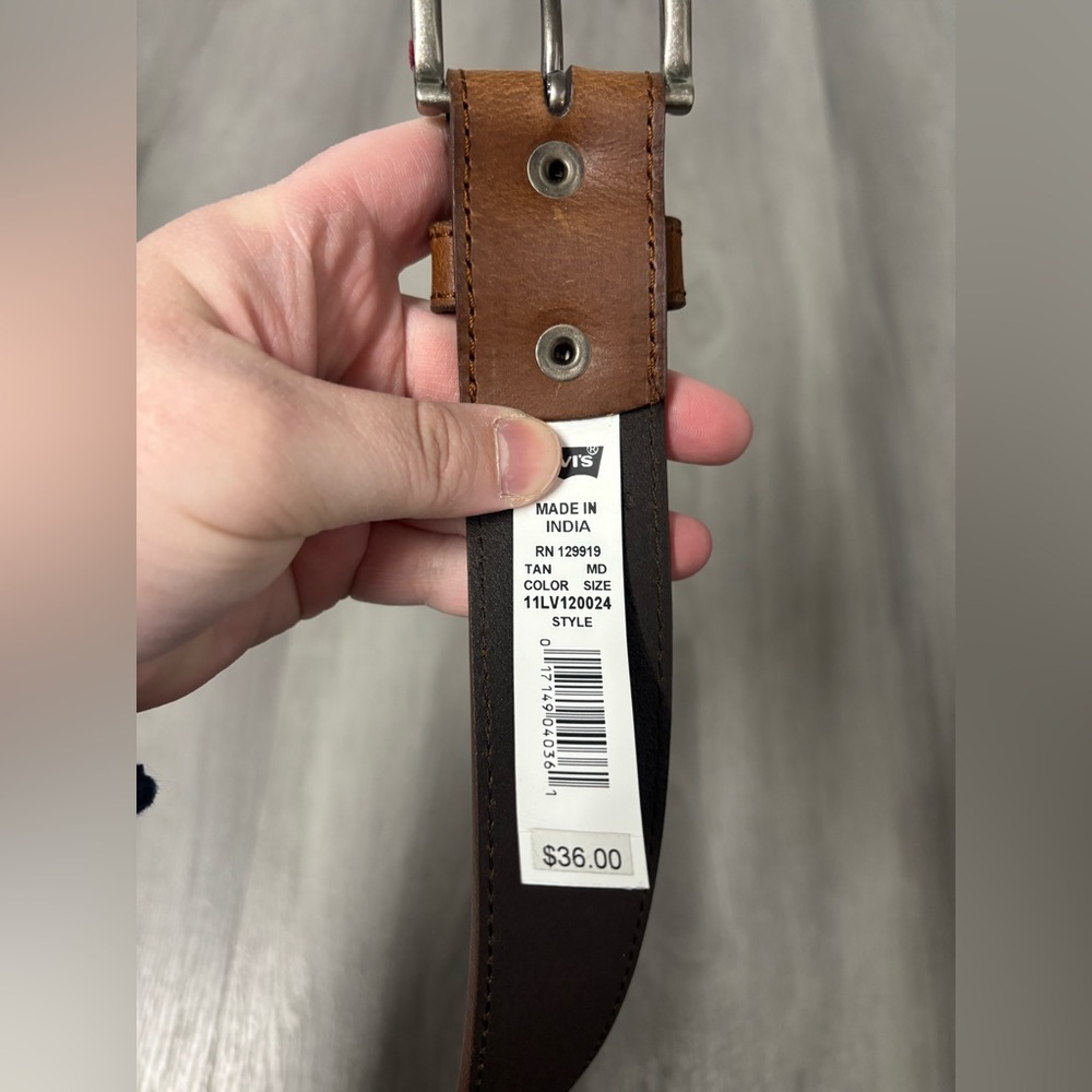 Levi's Brown Genuine Leather Belt Men’s Size Medium 34-36 Brand New With Tags - Picture 3 of 6